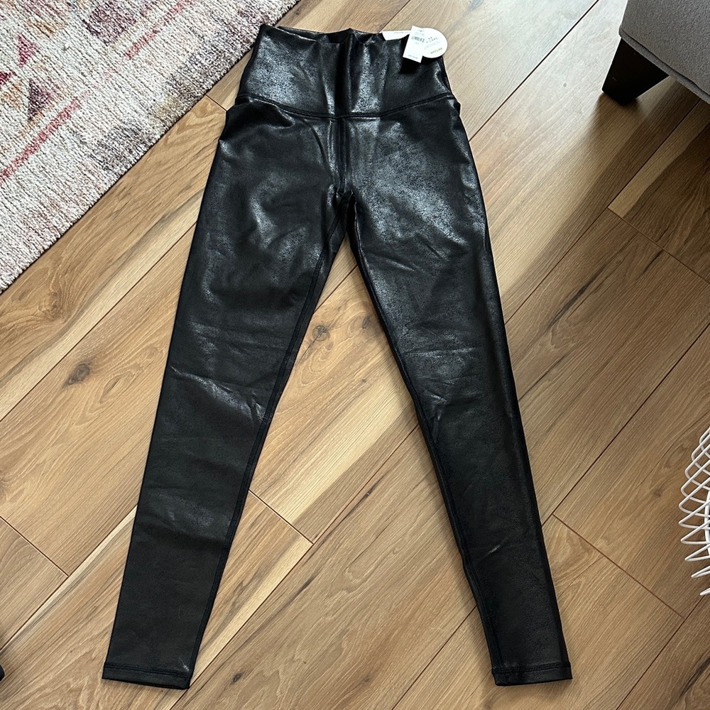 AERIE FAUX LEATHER LEGGINGS: SIZE SMALL